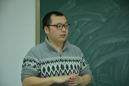 搜狐五楼自拍策划部主编张蓬勃_副本.jpg 搜狐五楼自拍策划部主编张蓬勃_副本.jpg